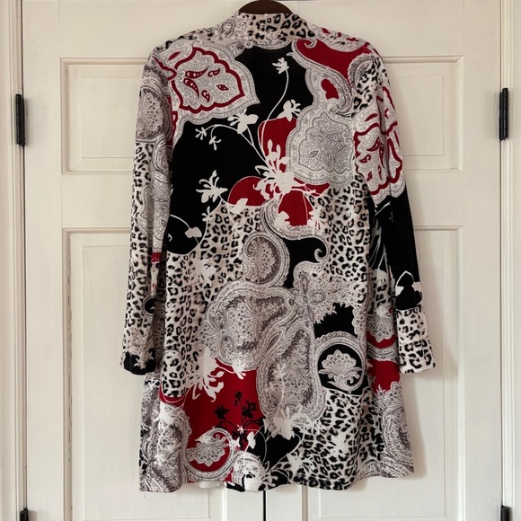 Chico's Size 1 Red Black Animal Print Paisley Mixed‎ Print Chicos Size Medium - Picture 11 of 11